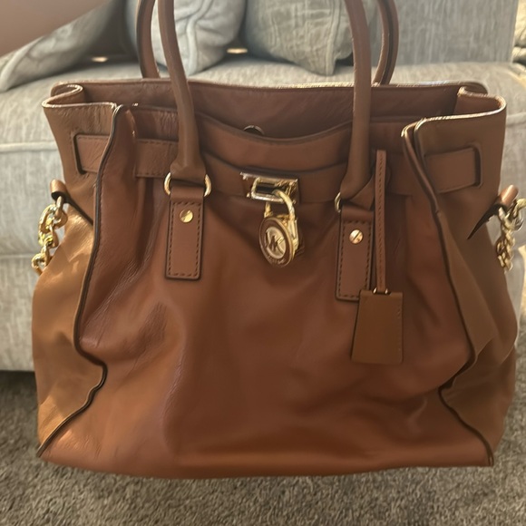 Michael Kors Large Hamilton in luggage / brown - Picture 2 of 9